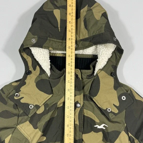 Hollister Jacket Camo Green Sherpa‎ Lined Hooded Bomber Cropped Woman's Small - Picture 8 of 8